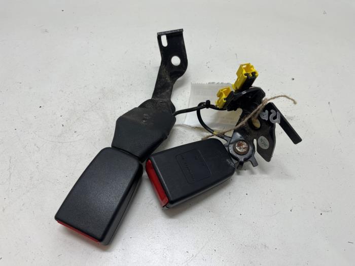 Seatbelt buckle