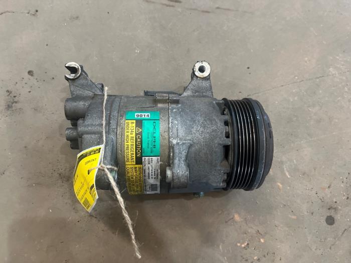 Usagé Pompe clim BMW Mini (R50/53) 1.6 16V Cooper Prix € 75,00 Règlement à la marge proposé par F. van den Mosselaar autodemontage