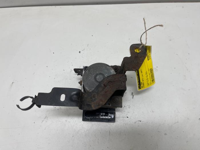 Używane Pompa ABS Hyundai Getz 1.4i 16V Cena € 45,00 Procedura marży oferowane przez F. van den Mosselaar autodemontage