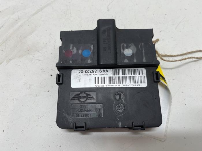 Gebrauchte Stromverteiler Mini Clubman (R55) 1.6 16V Cooper S Preis € 15,00 Margenregelung angeboten von F. van den Mosselaar autodemontage