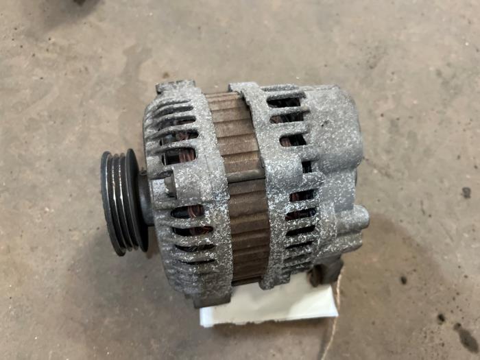 Begagnade Dynamo Renault Twingo (C06) 1.2 16V Pris € 25,00 Marginaltabell erbjuds av F. van den Mosselaar autodemontage