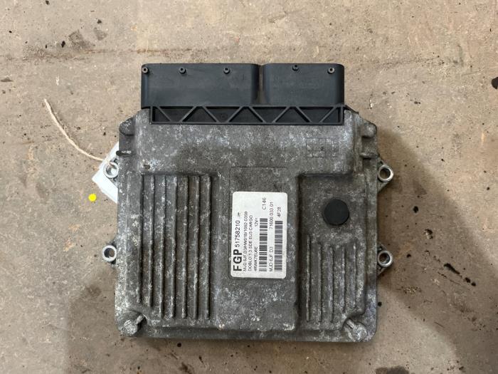 Used Engine management computer Fiat Doblo Cargo (223) 1.3 JTD 16V Multijet Price € 25,00 Margin scheme offered by F. van den Mosselaar autodemontage