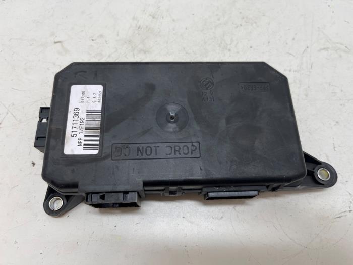 Używane Modul Comfort Fiat Stilo (192A/B) 1.6 16V Cena € 10,00 Procedura marży oferowane przez F. van den Mosselaar autodemontage