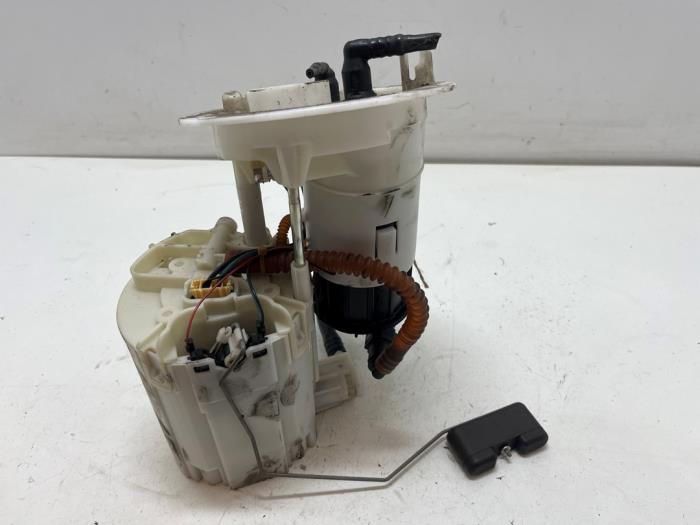 Usagé Pompe d'injection Audi A4 Avant (B8) 1.8 TFSI 16V Prix € 35,00 Règlement à la marge proposé par F. van den Mosselaar autodemontage