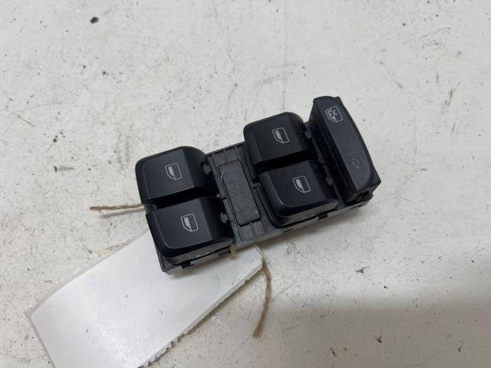 Usados Interruptor de ventanilla eléctrica Audi A4 Avant (B8) 1.8 TFSI 16V Precio € 15,00 Norma de margen ofrecido por F. van den Mosselaar autodemontage