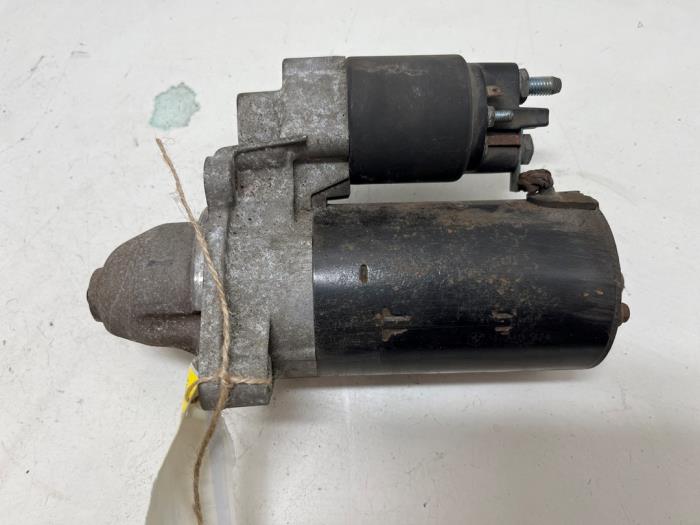 Usagé Démarreur BMW 3 serie (E46/2C) 323 Ci 24V Prix € 35,00 Règlement à la marge proposé par F. van den Mosselaar autodemontage