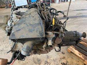 Motor van een Volvo 262 C 2.7 1980