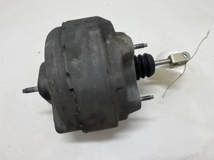 Usados Servofreno Volvo 262 C 2.7 Precio € 50,00 Norma de margen ofrecido por F. van den Mosselaar autodemontage