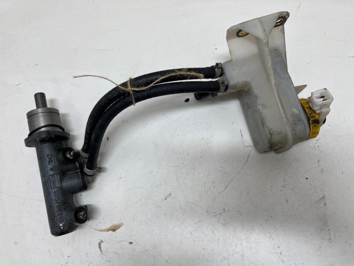 Gebrauchte Hauptbremszylinder Fiat Coupé 2.0 20V Turbo Preis € 25,00 Margenregelung angeboten von F. van den Mosselaar autodemontage
