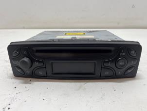 Usagé Radio/Lecteur CD Mercedes C Sportcoupé (C203) 2.0 C-200K 16V Prix € 25,00 Règlement à la marge proposé par F. van den Mosselaar autodemontage