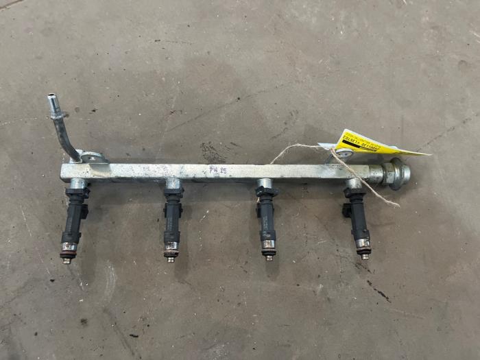 Usagé Système d'injection Opel Antara (LA6) 2.4 16V 4x4 Prix € 100,00 Règlement à la marge proposé par F. van den Mosselaar autodemontage