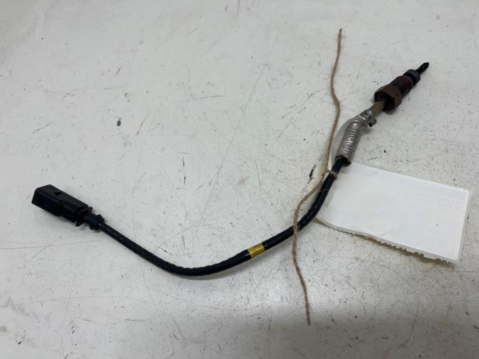 Usagé Sensor température d’échappement Volkswagen Polo V (6R) 1.4 TDI DPF BlueMotion technology Prix € 15,00 Règlement à la marge proposé par F. van den Mosselaar autodemontage