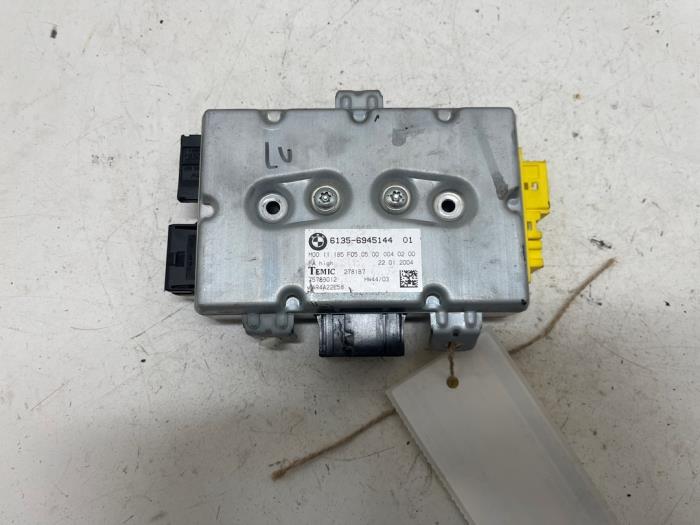 Używane Modul centralnego zamka BMW 5 serie (E60) 520i 24V Cena € 25,00 Procedura marży oferowane przez F. van den Mosselaar autodemontage