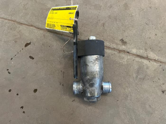Gebrauchte AGR Ventil BMW 5 serie (E60) 520i 24V Preis € 15,00 Margenregelung angeboten von F. van den Mosselaar autodemontage