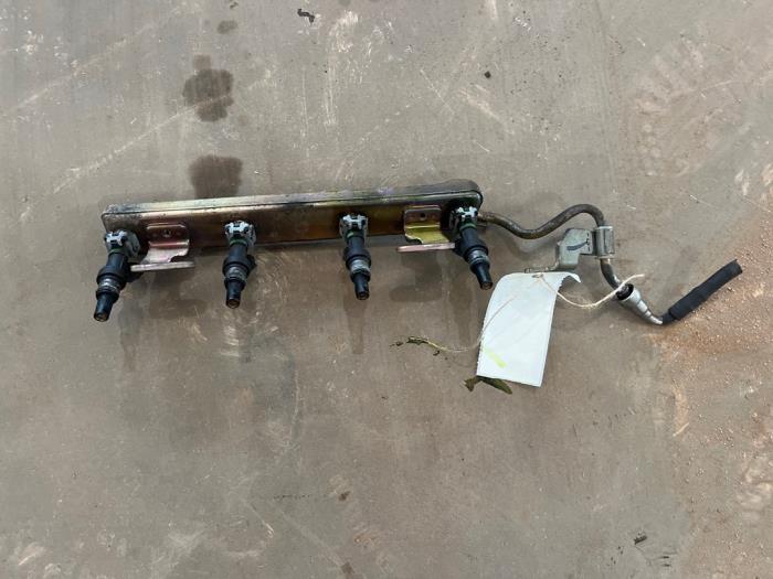 Usagé Système d'injection Nissan Note (E11) 1.6 16V Prix € 35,00 Règlement à la marge proposé par F. van den Mosselaar autodemontage
