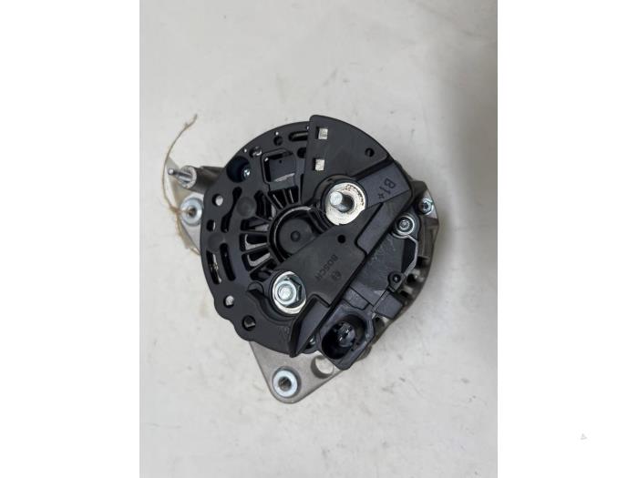 Dynamo van een Skoda Octavia (1U2) 1.6 2003