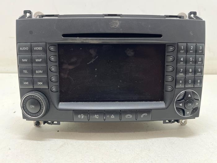 Używane System nawigacji Mercedes B (W245) 2.0 B-200 16V Turbo Cena € 150,00 Procedura marży oferowane przez F. van den Mosselaar autodemontage
