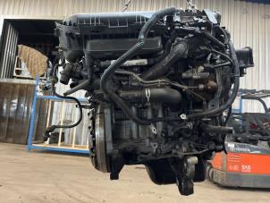 Engine from a Peugeot 3008 I (0U/HU) 1.6 HDiF 16V 2011