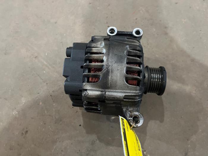 Gebrauchte Dynamo Peugeot 308 (4A/C) 1.6 VTI 16V Preis € 50,00 Margenregelung angeboten von F. van den Mosselaar autodemontage