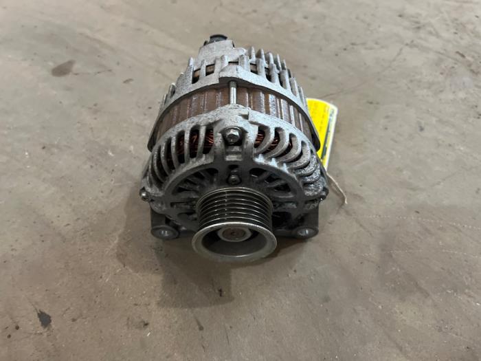 Begagnade Dynamo Nissan Juke (F15) 1.6 16V Pris € 35,00 Marginaltabell erbjuds av F. van den Mosselaar autodemontage