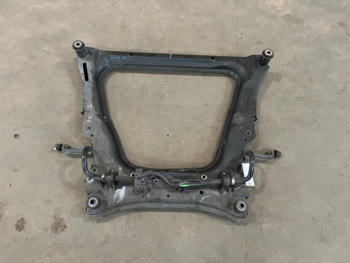 Used Subframe Nissan Juke (F15) 1.6 16V Price € 100,00 Margin scheme offered by F. van den Mosselaar autodemontage