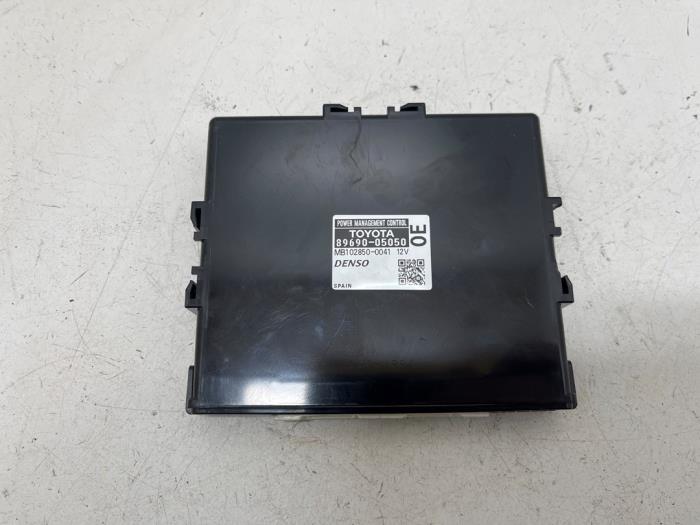 Usagé Ordinateur divers Toyota Avensis (T27) 1.8 16V VVT-i Prix € 50,00 Règlement à la marge proposé par F. van den Mosselaar autodemontage