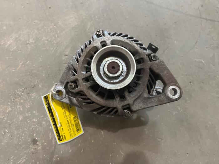 Begagnade Dynamo Mazda 2 (DE) 1.3 16V S-VT Pris € 35,00 Marginaltabell erbjuds av F. van den Mosselaar autodemontage