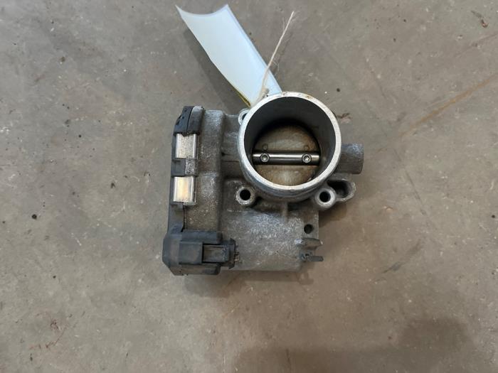 Gebrauchte Drosselklappengehäuse Ford Fiesta 6 (JA8) 1.4 16V Preis € 25,00 Margenregelung angeboten von F. van den Mosselaar autodemontage