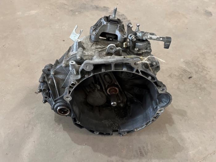 Used Gearbox Mini Clubman (R55) 2.0 Cooper SD 16V Price € 200,00 Margin scheme offered by F. van den Mosselaar autodemontage