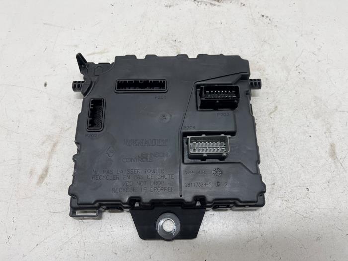 Used Body control computer Renault Kangoo Express (FW) ZE Price € 40,00 Margin scheme offered by F. van den Mosselaar autodemontage