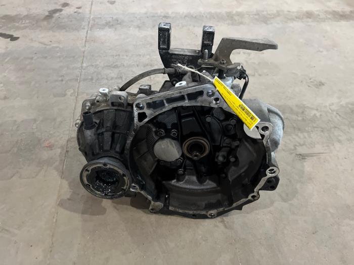Used Gearbox Volkswagen Polo V (6R) 1.2 TDI 12V BlueMotion Price € 150,00 Margin scheme offered by F. van den Mosselaar autodemontage