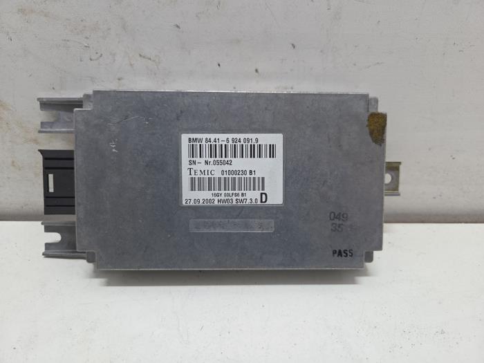 Używane Modul (rózne) BMW 7 serie (E65/E66/E67) 745i,Li 4.4 V8 32V Cena € 35,00 Procedura marży oferowane przez F. van den Mosselaar autodemontage