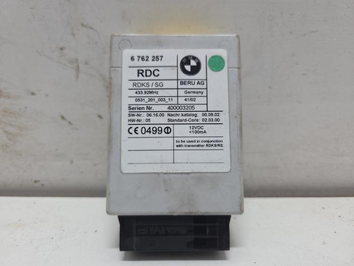 Begagnade Däcktrycksmodul BMW 7 serie (E65/E66/E67) 745i,Li 4.4 V8 32V Pris € 25,00 Marginaltabell erbjuds av F. van den Mosselaar autodemontage