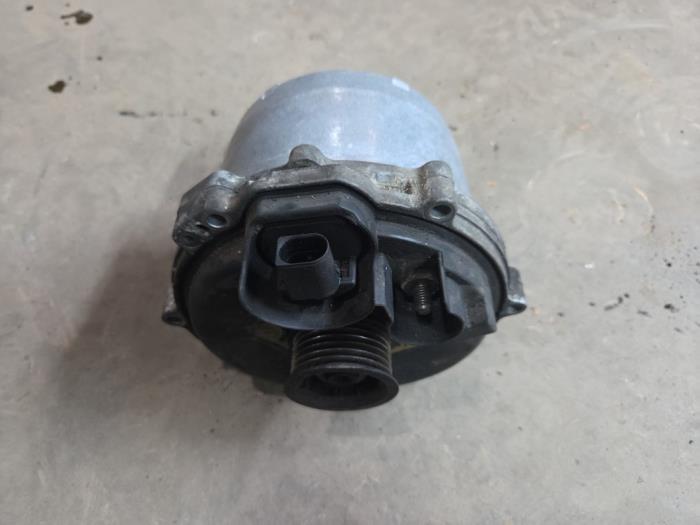 Używane Pradnica BMW 7 serie (E65/E66/E67) 745i,Li 4.4 V8 32V Cena € 150,00 Procedura marży oferowane przez F. van den Mosselaar autodemontage