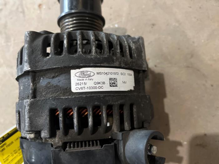 Dynamo d'un Ford Focus 3 Wagon 1.0 Ti-VCT EcoBoost 12V 125 2015