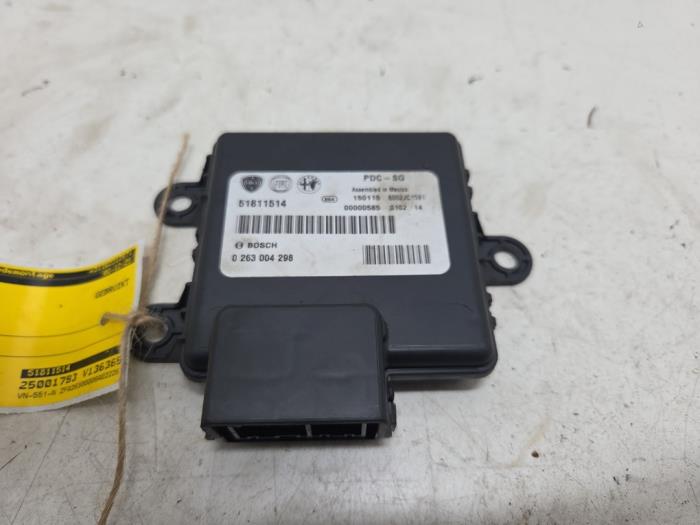 Begagnade PDC-modul Fiat Doblo Cargo (263) 1.3 MJ 16V DPF Euro 5 Pris € 15,00 Marginaltabell erbjuds av F. van den Mosselaar autodemontage
