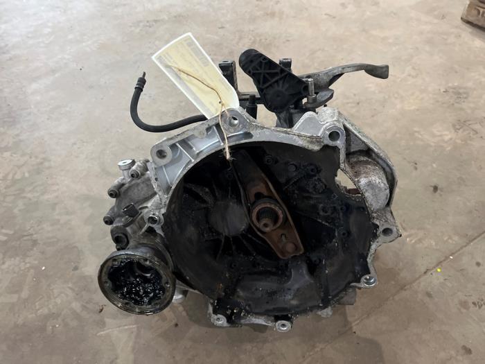 Used Gearbox Skoda Fabia II Combi 1.2 TSI Price € 200,00 Margin scheme offered by F. van den Mosselaar autodemontage