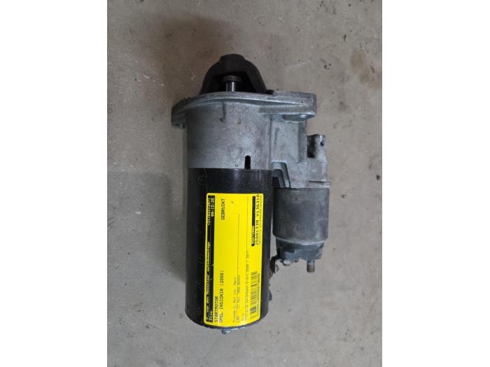 Begagnade Startmotor Opel Insignia 2.0 CDTI 16V 160 Ecotec Pris € 35,00 Marginaltabell erbjuds av F. van den Mosselaar autodemontage