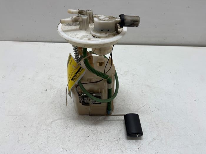 Usagé Pompe à carburant Hyundai iX20 (JC) 1.4 CRDi 16V Prix € 35,00 Règlement à la marge proposé par F. van den Mosselaar autodemontage