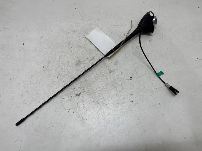 Gebrauchte Antenne Citroen C3 Picasso (SH) 1.2 12V PureTech 110 Preis € 15,00 Margenregelung angeboten von F. van den Mosselaar autodemontage