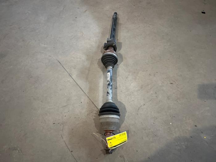 Gebrauchte Antriebswelle rechts vorne Opel Astra J Sports Tourer (PD8/PE8/PF8) 1.7 CDTi 16V Preis € 45,00 Margenregelung angeboten von F. van den Mosselaar autodemontage