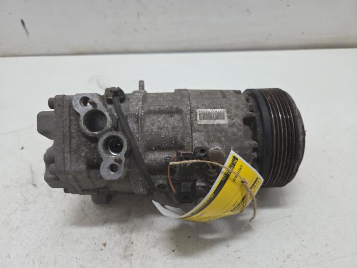 Usagé Pompe clim BMW 1 serie (E87/87N) 120i 16V Prix € 75,00 Règlement à la marge proposé par F. van den Mosselaar autodemontage