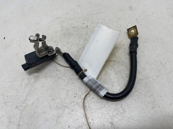 Begagnade Batterisensor Seat Arona (KJX) 1.0 TGI 12V Pris € 15,00 Marginaltabell erbjuds av F. van den Mosselaar autodemontage