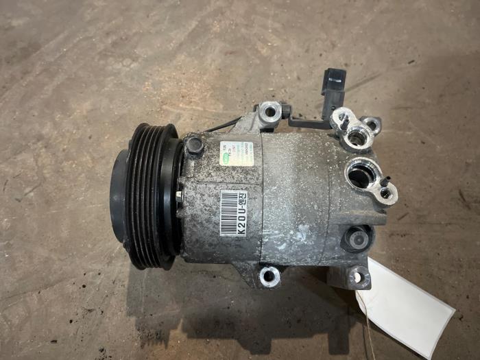 Usagé Compresseur de clim Hyundai iX20 (JC) 1.4 CRDi 16V Prix € 70,00 Règlement à la marge proposé par F. van den Mosselaar autodemontage