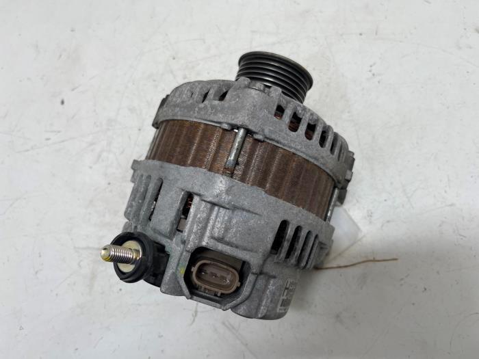 Gebrauchte Dynamo Mazda 2 (DJ/DL) 1.5 SkyActiv-G 90 Preis € 35,00 Margenregelung angeboten von F. van den Mosselaar autodemontage