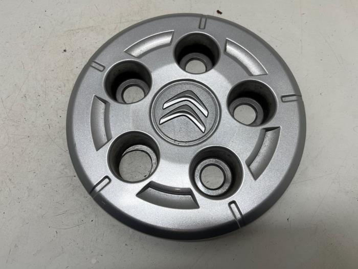 Używane Kolpak Citroen Jumper (U9) ë-Jumper Cena € 10,00 Procedura marży oferowane przez F. van den Mosselaar autodemontage