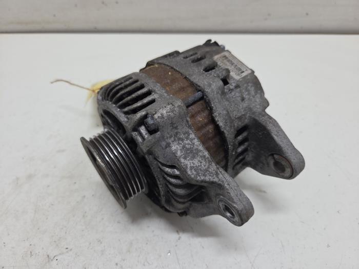 Begagnade Dynamo Mitsubishi Colt (Z2/Z3) 1.1 12V Pris € 35,00 Marginaltabell erbjuds av F. van den Mosselaar autodemontage