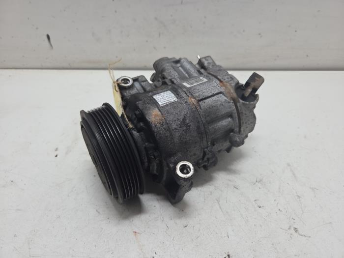 Gebrauchte Klimapumpe Volkswagen Golf V (1K1) 1.4 16V Preis € 75,00 Margenregelung angeboten von F. van den Mosselaar autodemontage