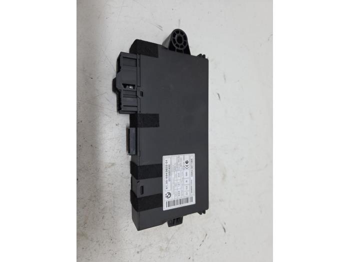 Używane Modul Comfort Mini Mini (R56) 1.6 16V Cooper S Cena € 25,00 Procedura marży oferowane przez F. van den Mosselaar autodemontage
