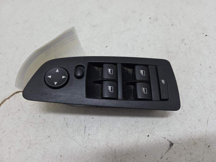 Usados Interruptor combinado de ventanillas BMW 1 serie (E87/87N) 118i 16V Precio € 15,00 Norma de margen ofrecido por F. van den Mosselaar autodemontage